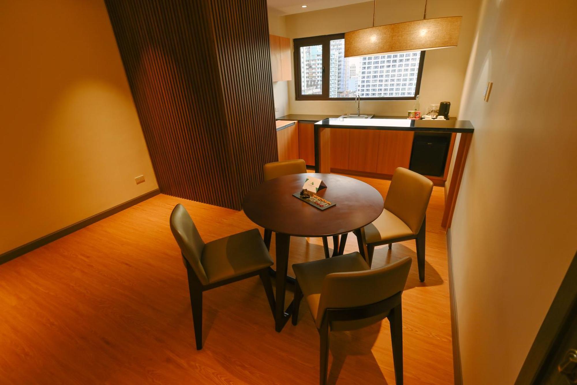 Ardenhills Suites Quezon City Exterior photo